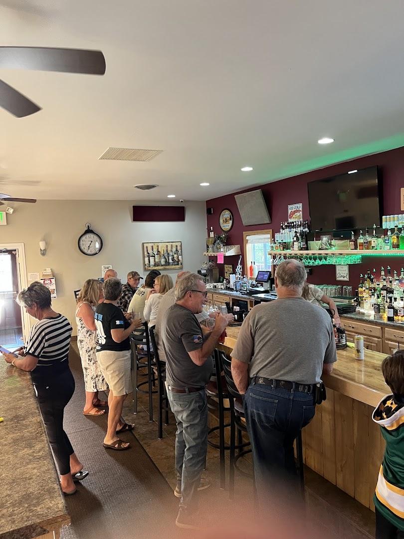 Trailside Bar & Grill